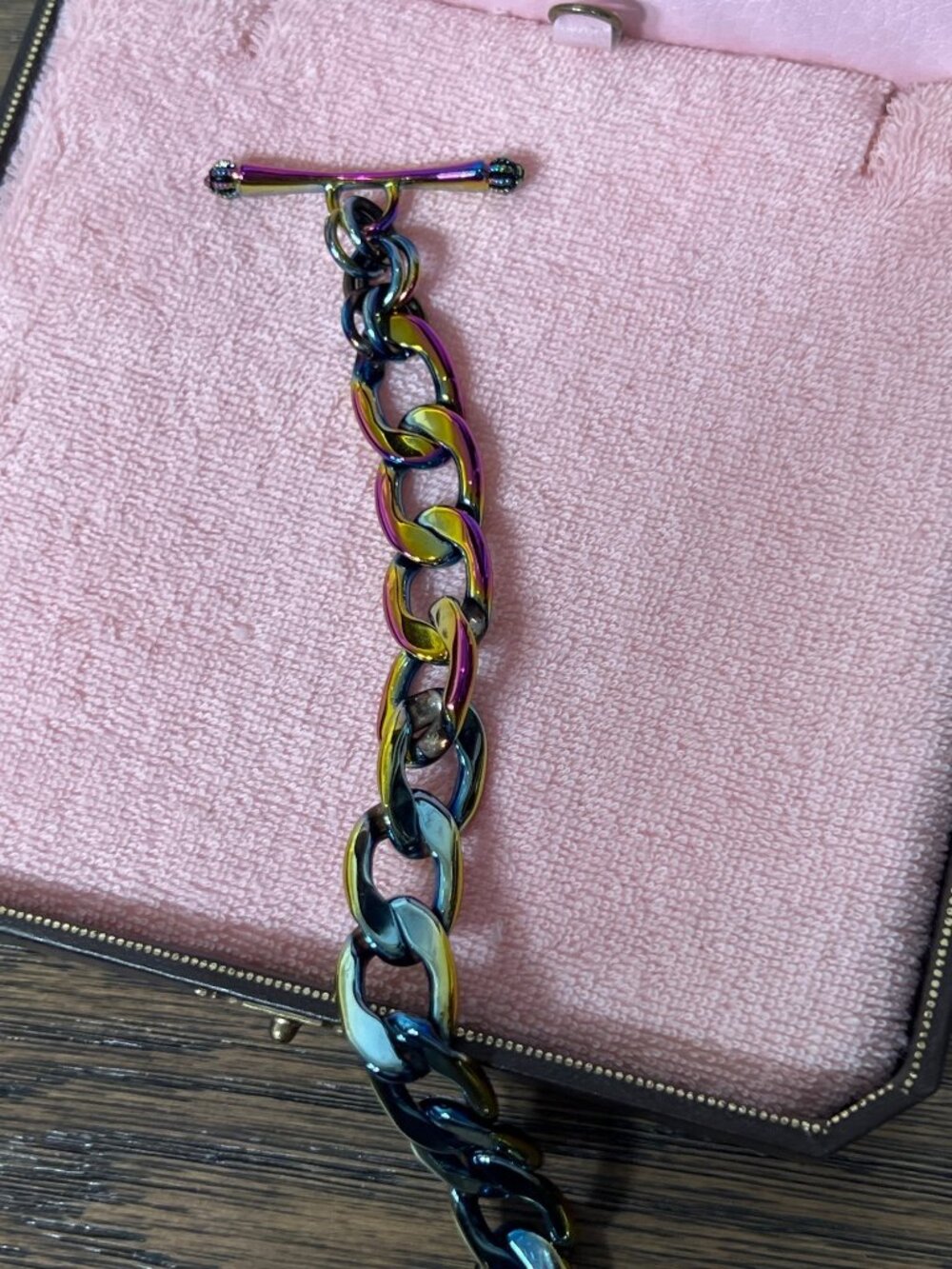 JUICY COUTURE VINTAGE Y2K Iridescent Rainbow Heart Charm Starter Bracelet EUC - Picture 6 of 6